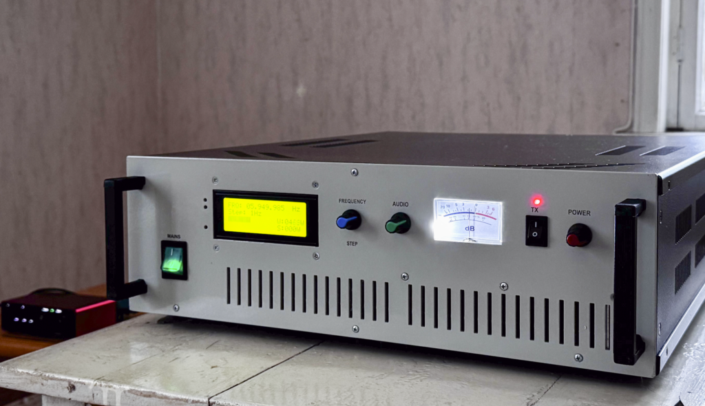 RealMix Radio transmitter